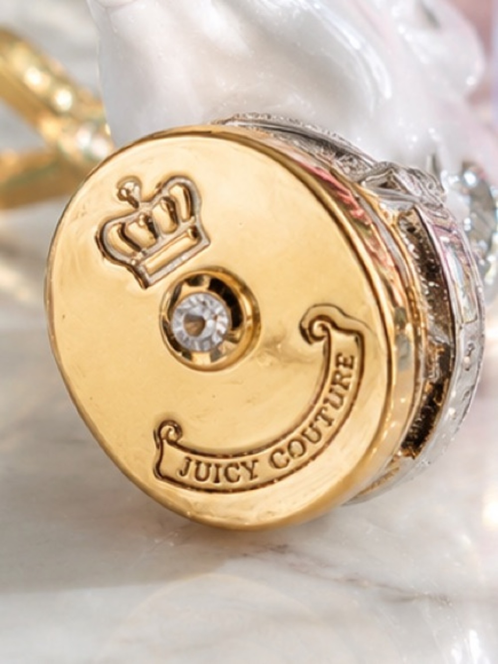 Juicy Couture Jeweled Unicorn Charm – Pearlescent White & Crystal Gold - Picture 4 of 13